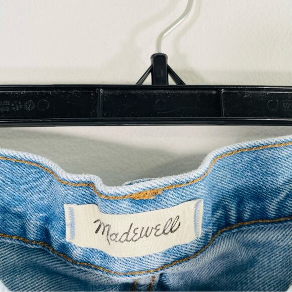 Madewell Light Wash High Rise Relaxed Denim Shorts Raw Hem 29 - Picture 3 of 11